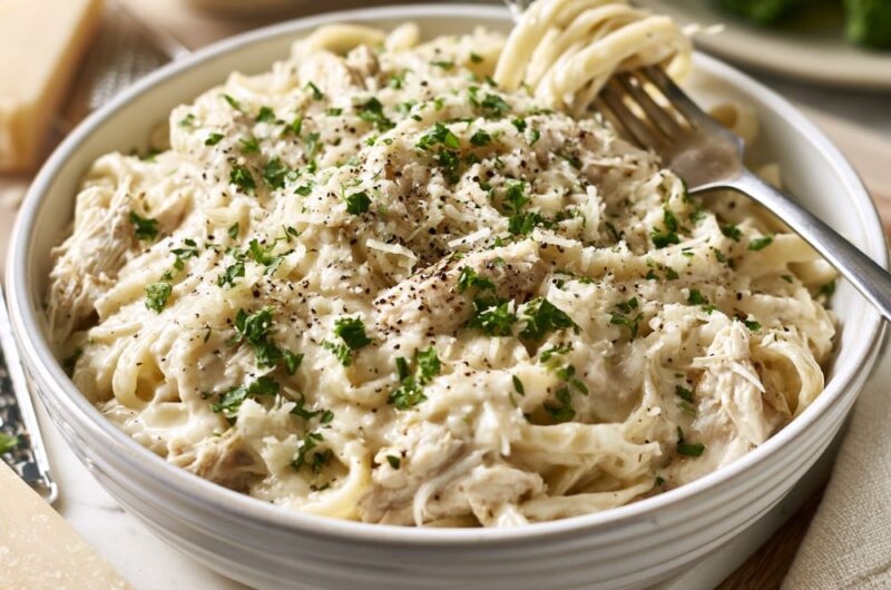Rotisserie Chicken Alfredo Pasta