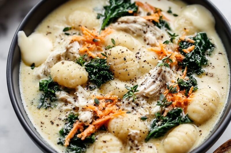 Chicken Kale Quinoa Soup